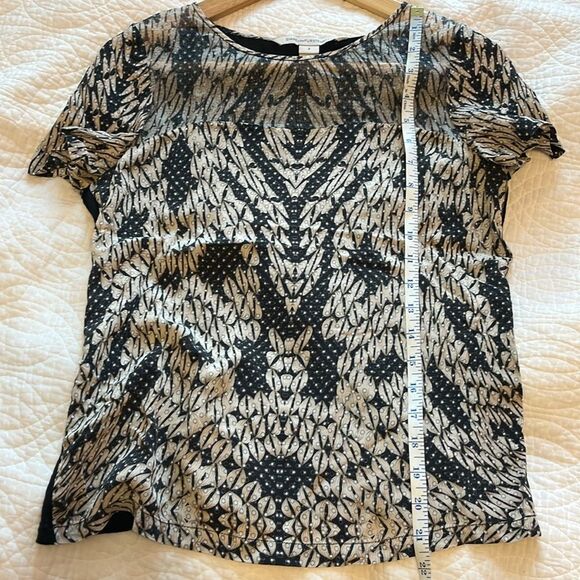 Diane Von Furstenberg DvF Angela Silk Top Panther Lace Black Women's Sz 2 Animal - Picture 8 of 12